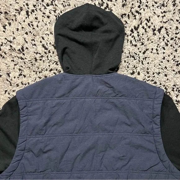 Travis Mathew Scavenger Hooded Golf Vest Jacket Navy Blue Grey Men’s Size Large - Picture 15 of 16